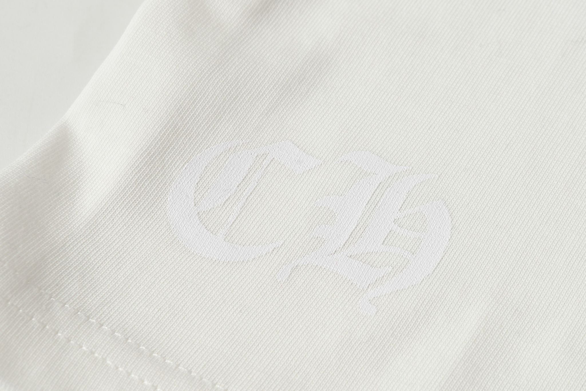 Typography Collar & Horse Shoe Logo White T-Shirt™