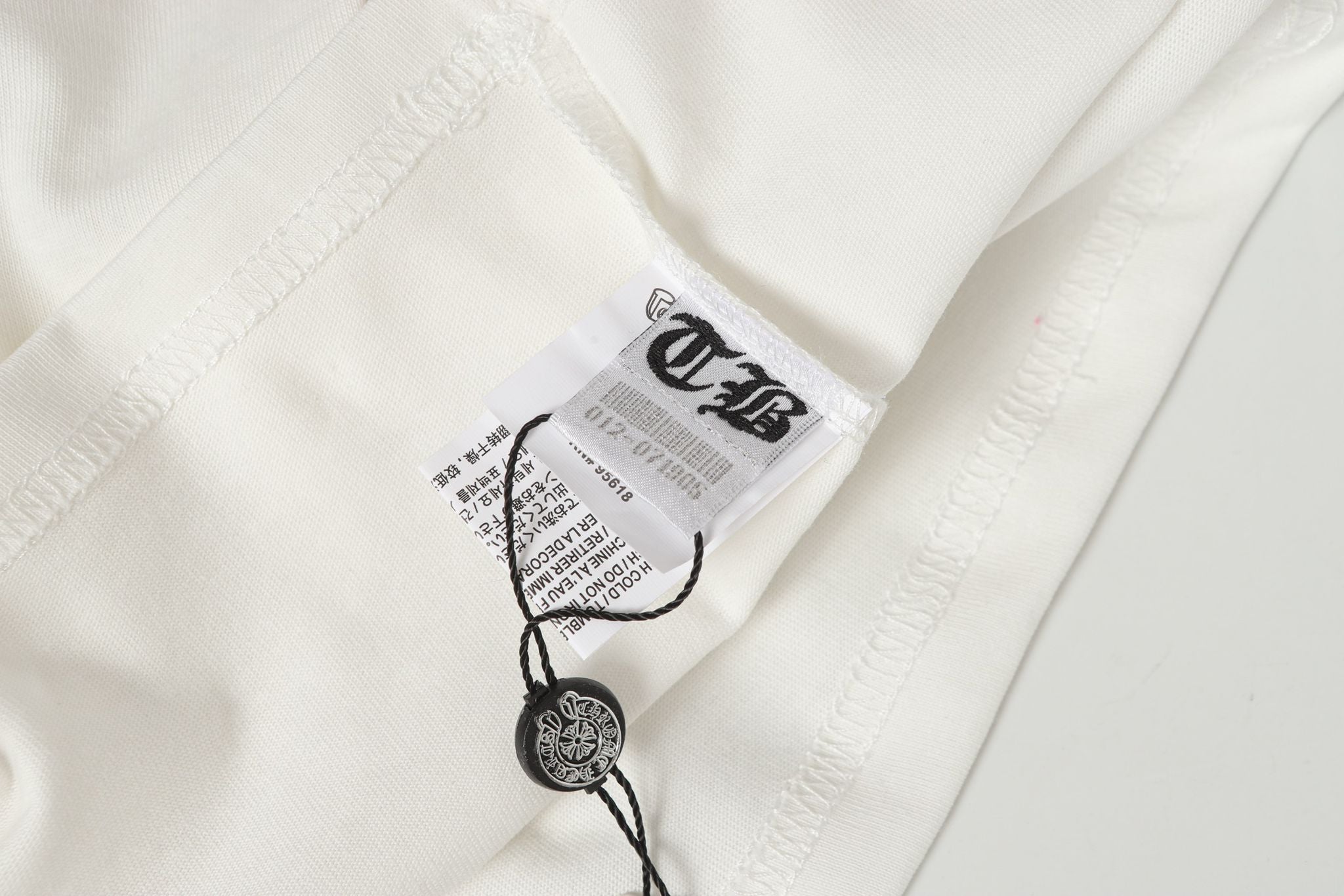 Camo Horse Shoe Logo White Long Sleeve™