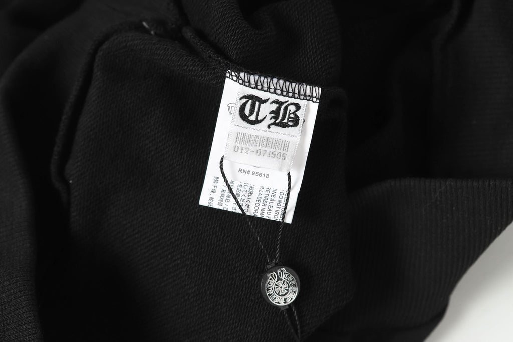 Typography Collar Black Sweatshirt™