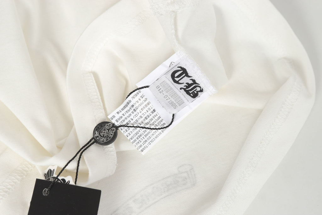 T-Typography Logo Black & White Long Sleeve™