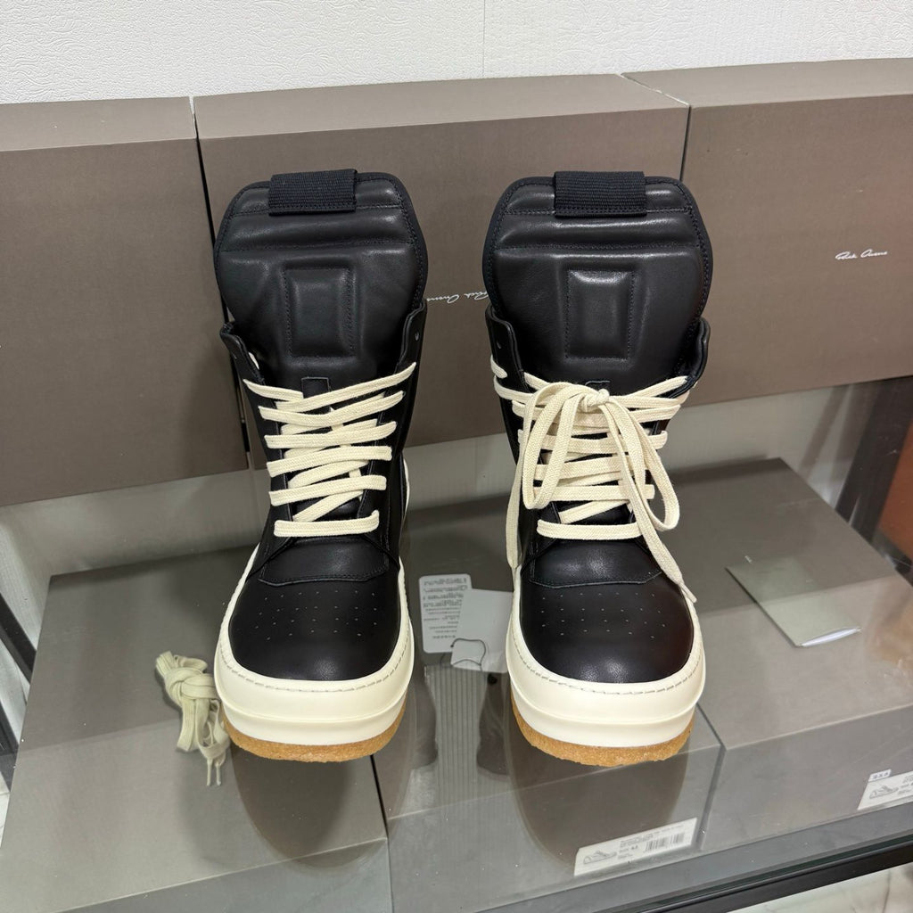 R.O Geobskt Padded Leather Black High-Top Sneakers™
