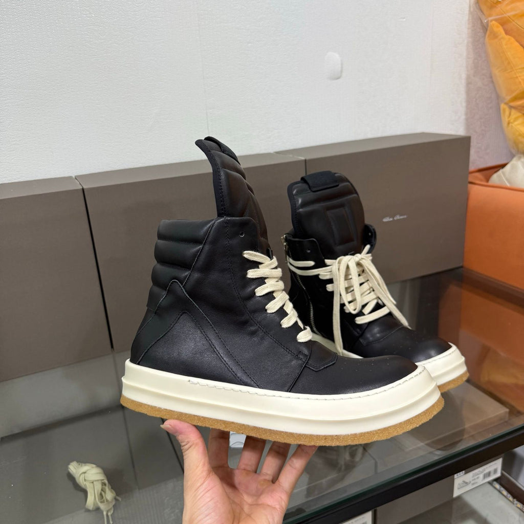 R.O Geobskt Padded Leather Black High-Top Sneakers™