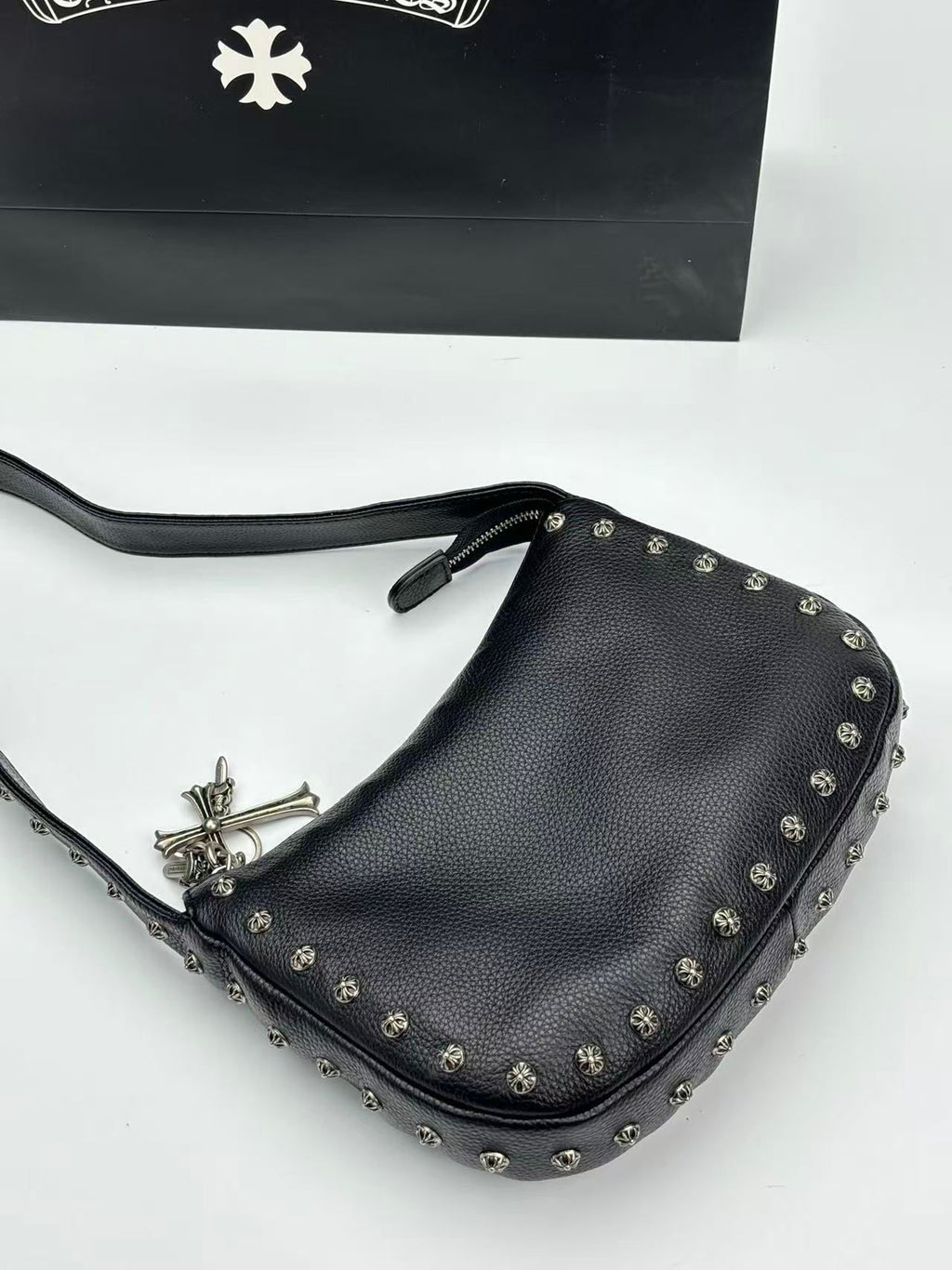 Silver Flower Button Black Leather Handbag™