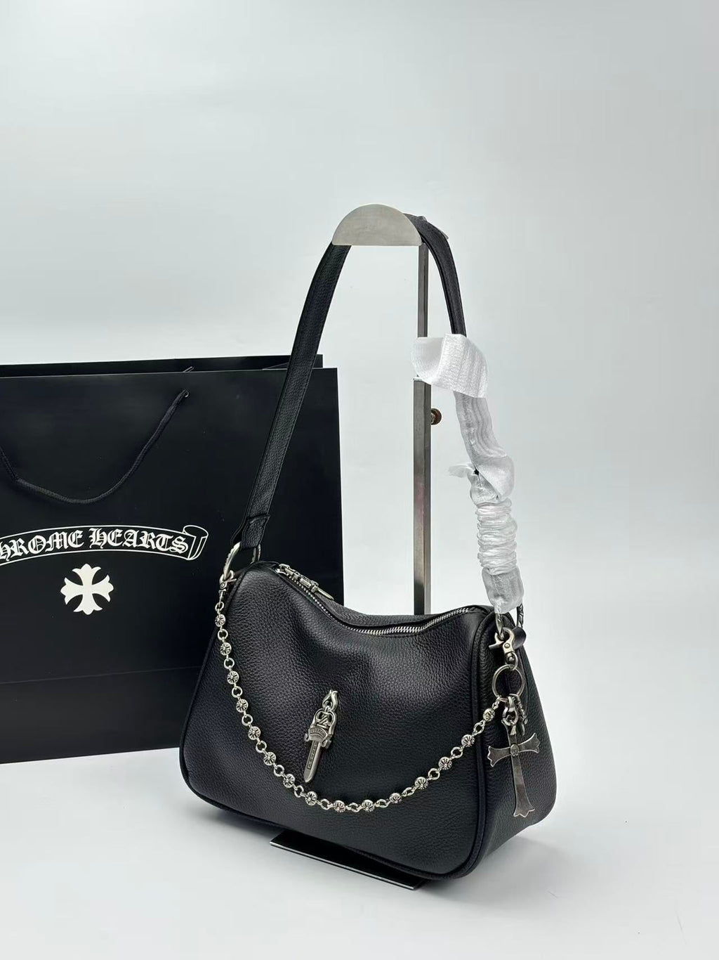 Silver Dagger Black Leather Handbag™