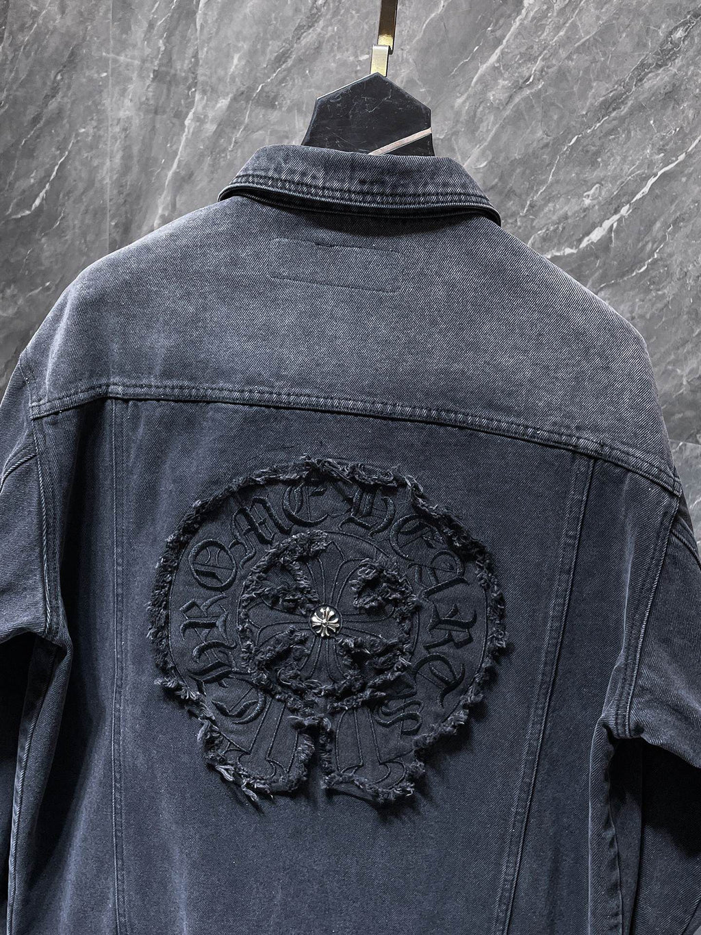 Torn Fabric Horse Shoe Logo Faded Black Denim Jacket™