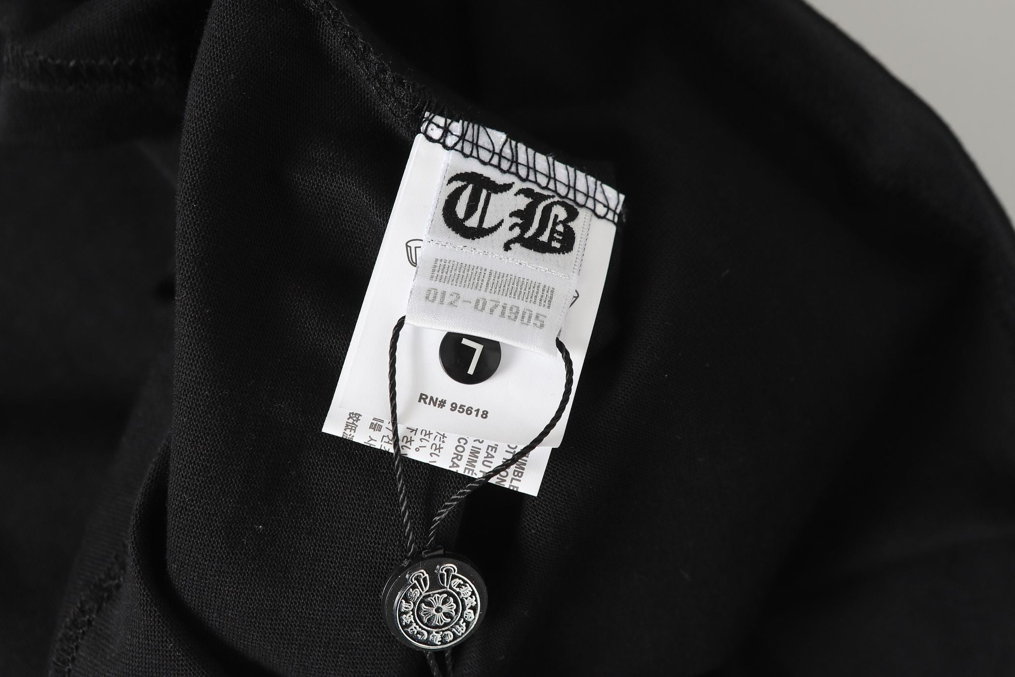Pink Dagger Crest Black Long Sleeve™