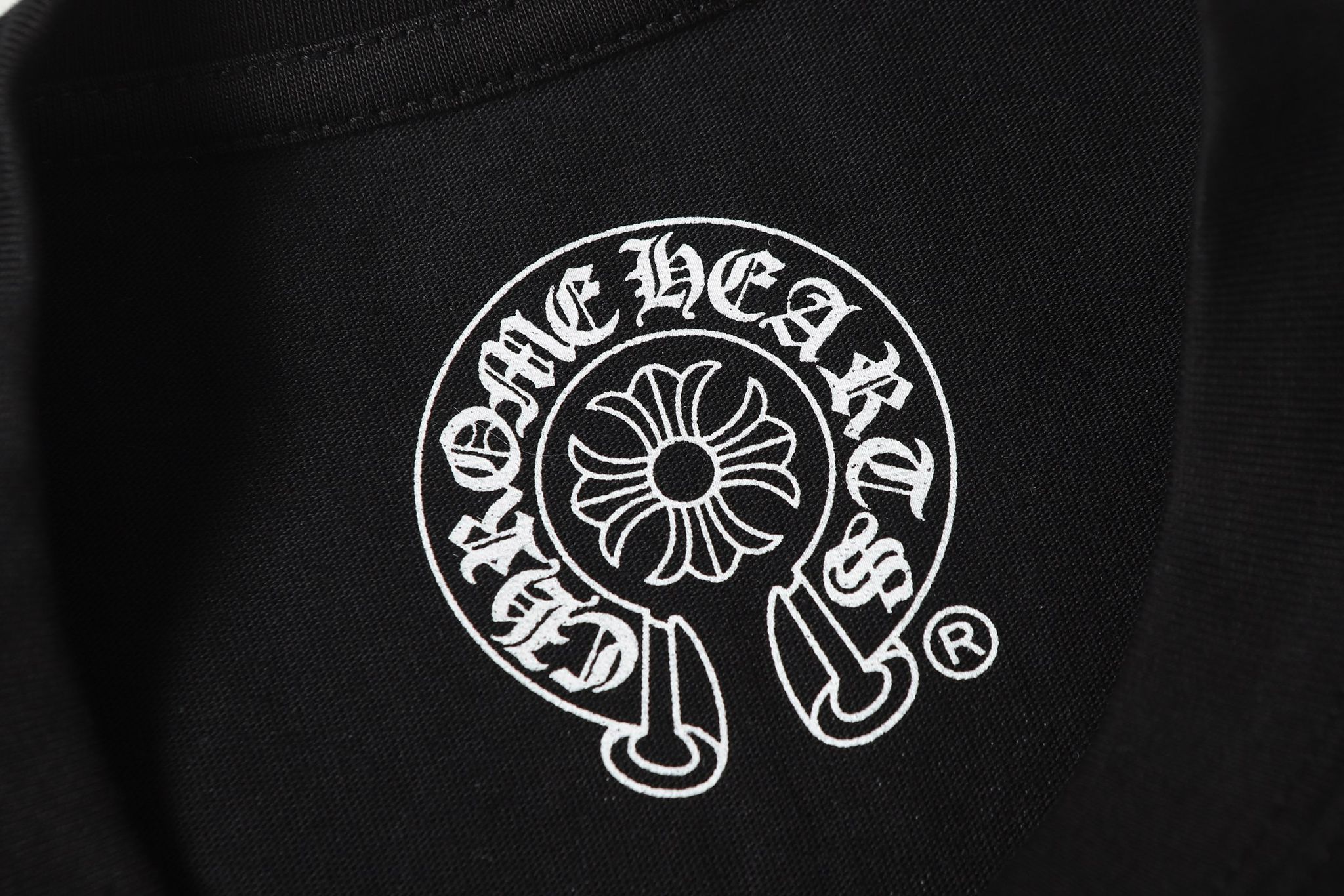 Pink Dagger Crest Black Long Sleeve™