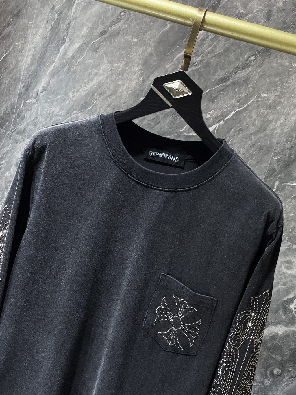 Rhinestone Horse Shoe Logo Faded Black Long Sleeve™