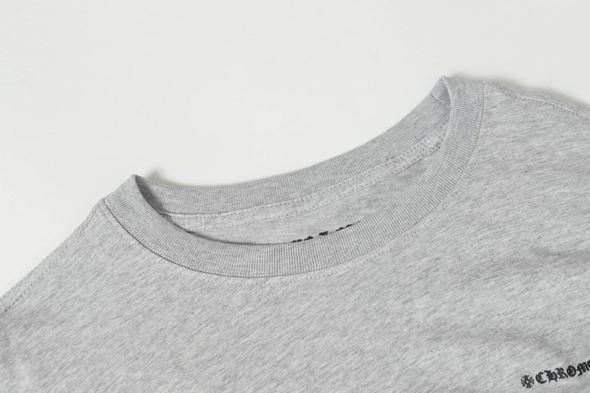 M-Boy Colored Text Grey Long Sleeve™
