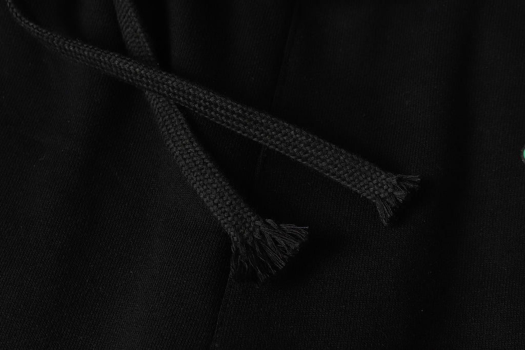 Camo Triple Cross Black Sweatpants™