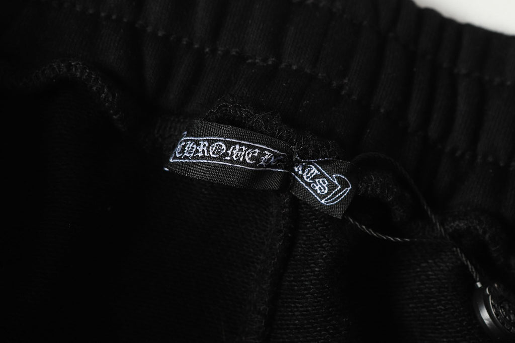 Camo Triple Cross Black Sweatpants™