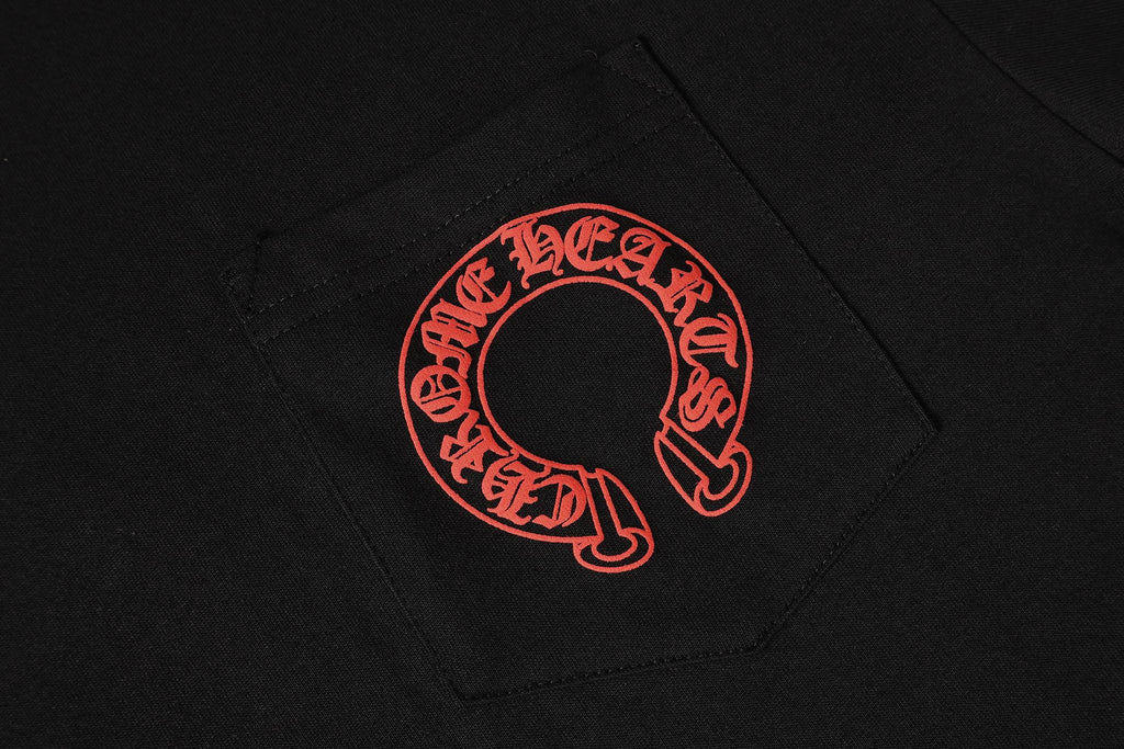 Red Horse Shoe Logo Black T-Shirt™