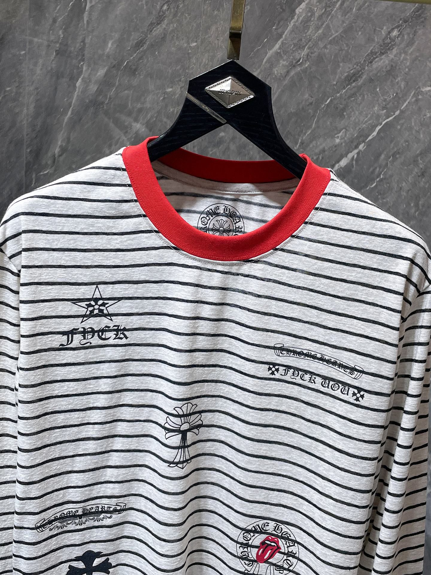 Red Collar Grey Striped Long Sleeve™