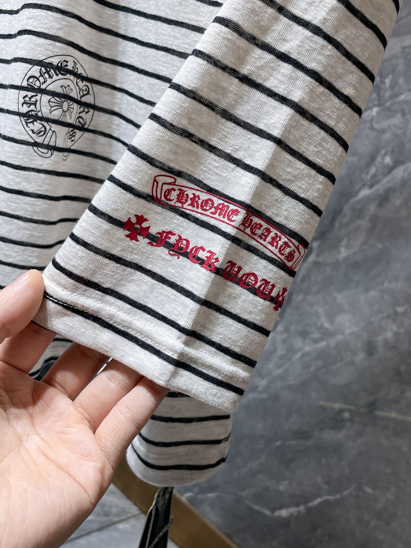 Red Collar Grey Striped Long Sleeve™