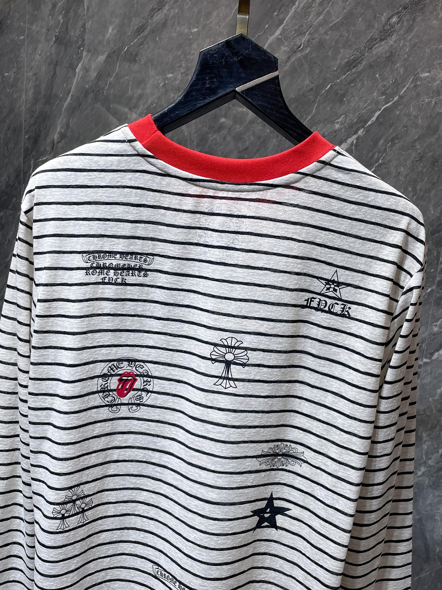 Red Collar Grey Striped Long Sleeve™