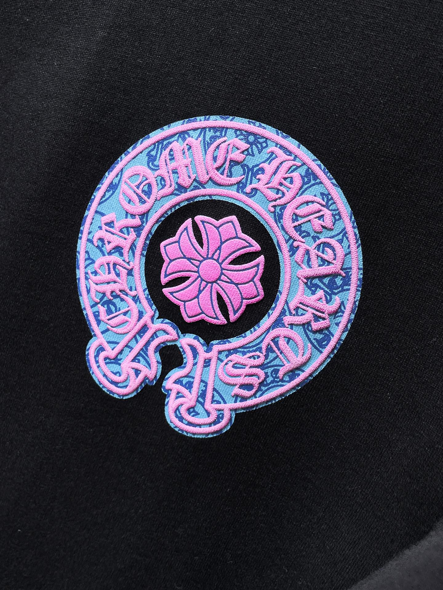Pink & Blue Horse Shoe Logo Black T-Shirt™