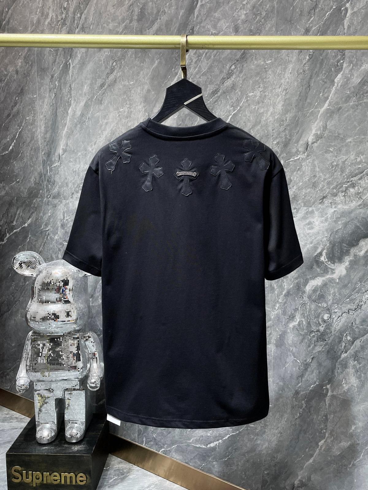 Leather Crosses Neck Collar Black T-Shirt™
