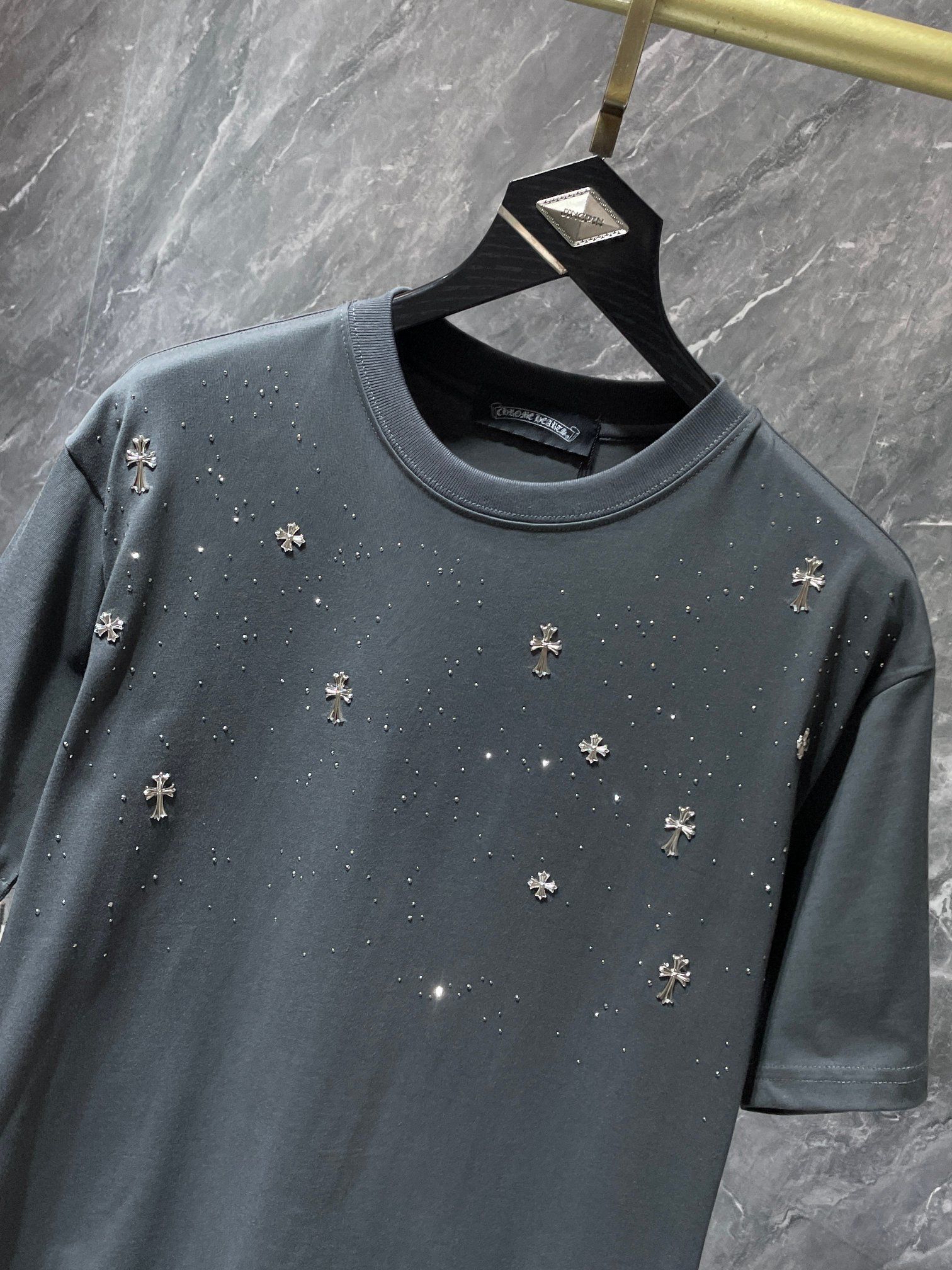 Rhinestones & Crosses Grey T-Shirt™