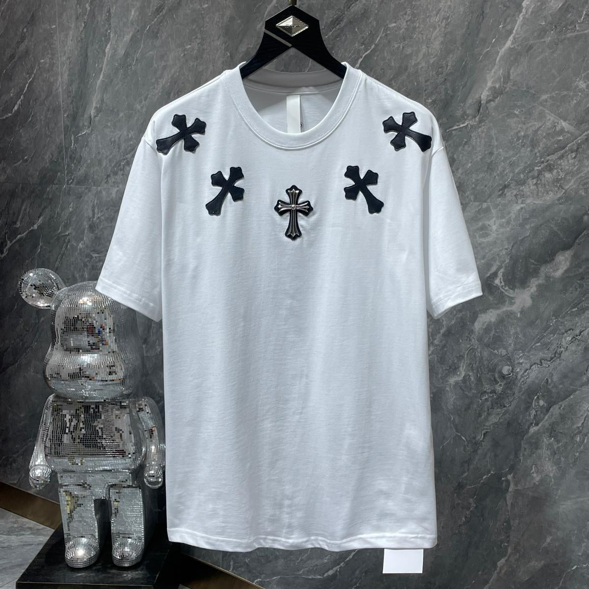 Leather Crosses Neck Collar White T-Shirt™