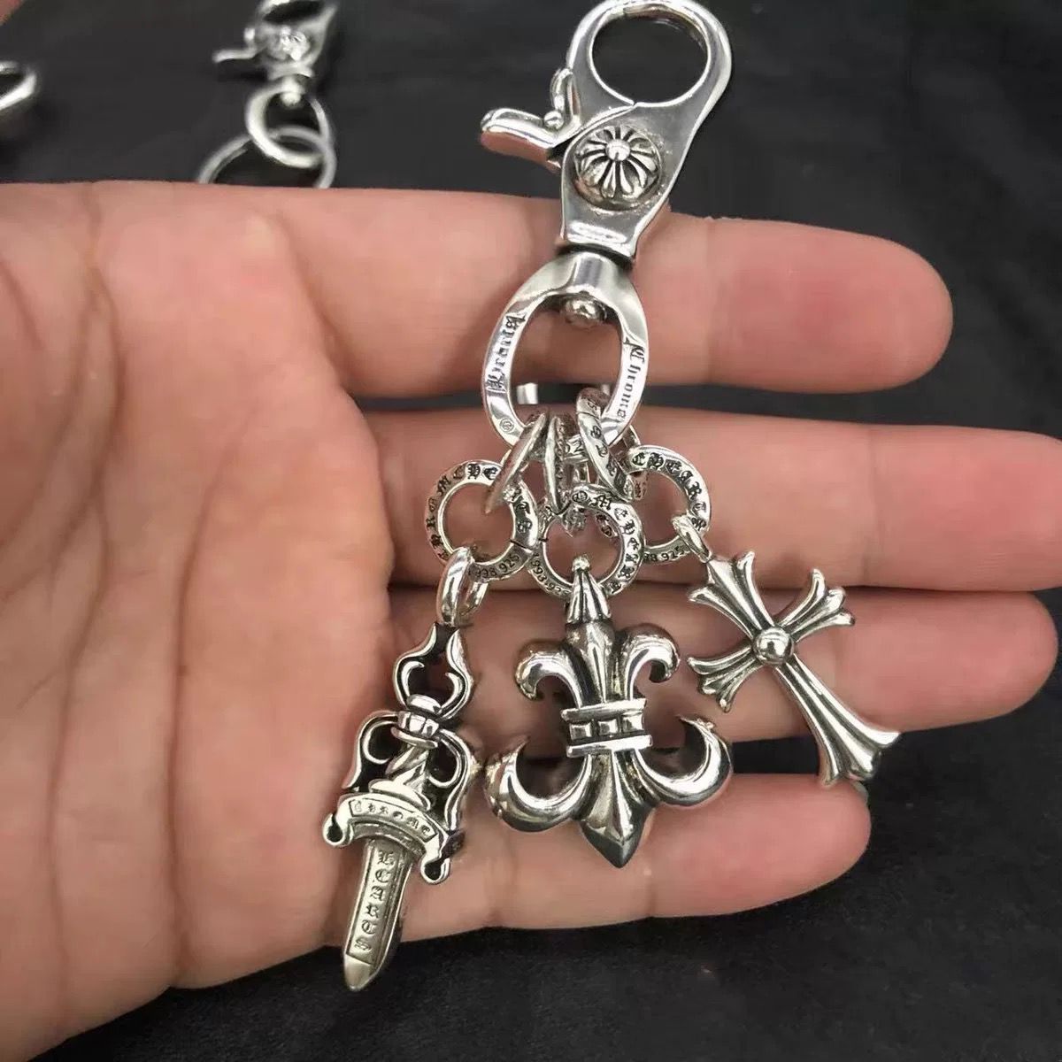 S925 Gothic Symbols Keychains™