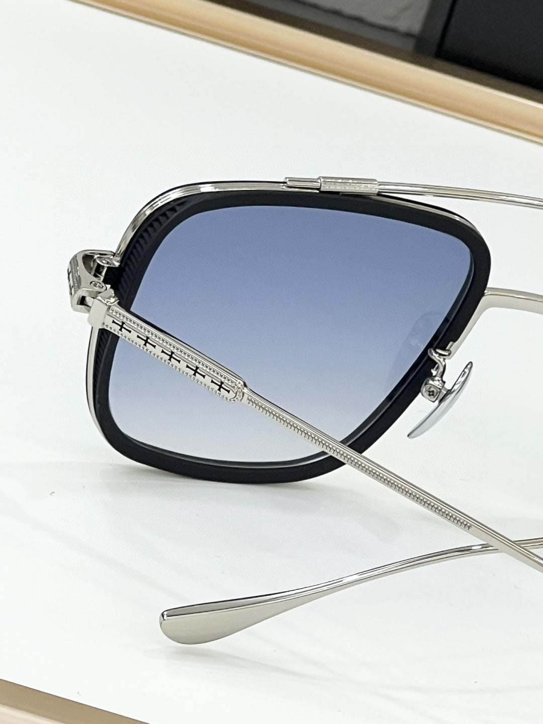 CH8056 Glasses