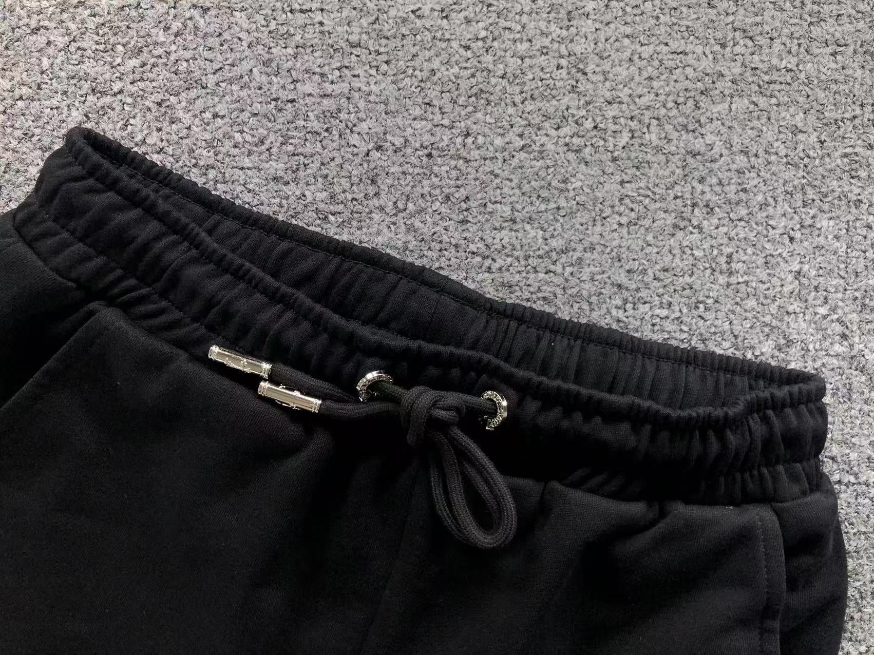 Fleur De Lis Symbol Black Sweatshorts™
