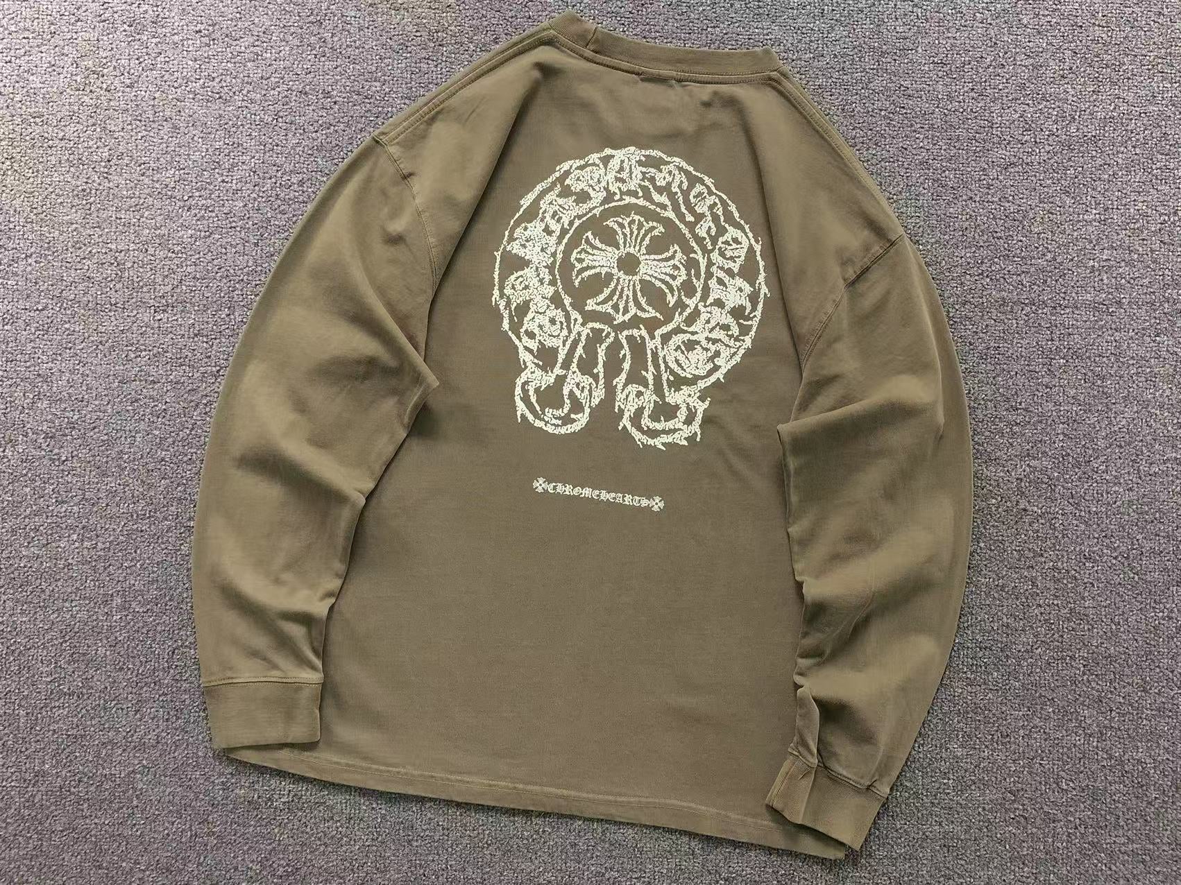 Horse Shoe Logo Faded Fabric Sweatshirt™