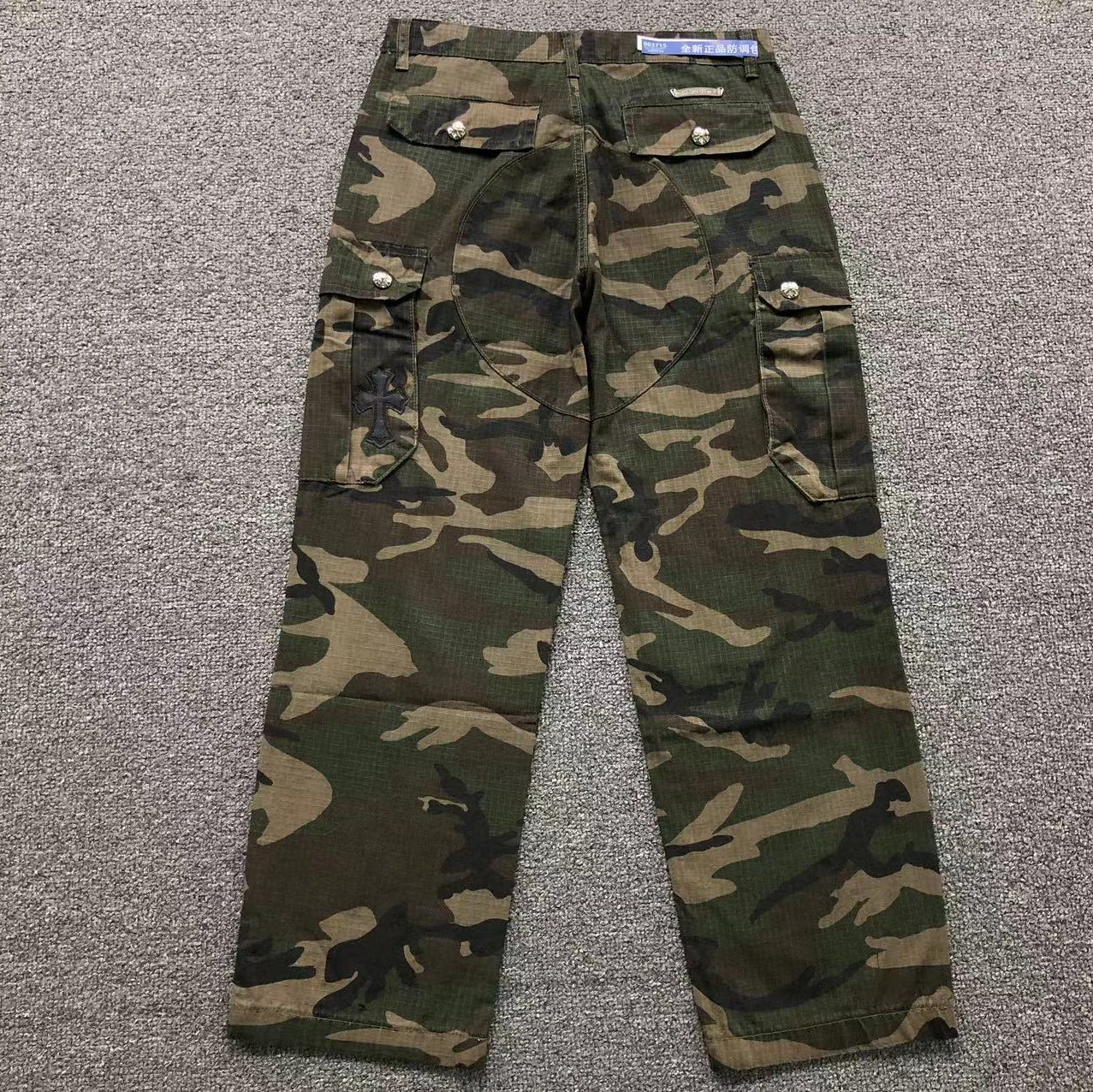 Camo Carpenter Pants™