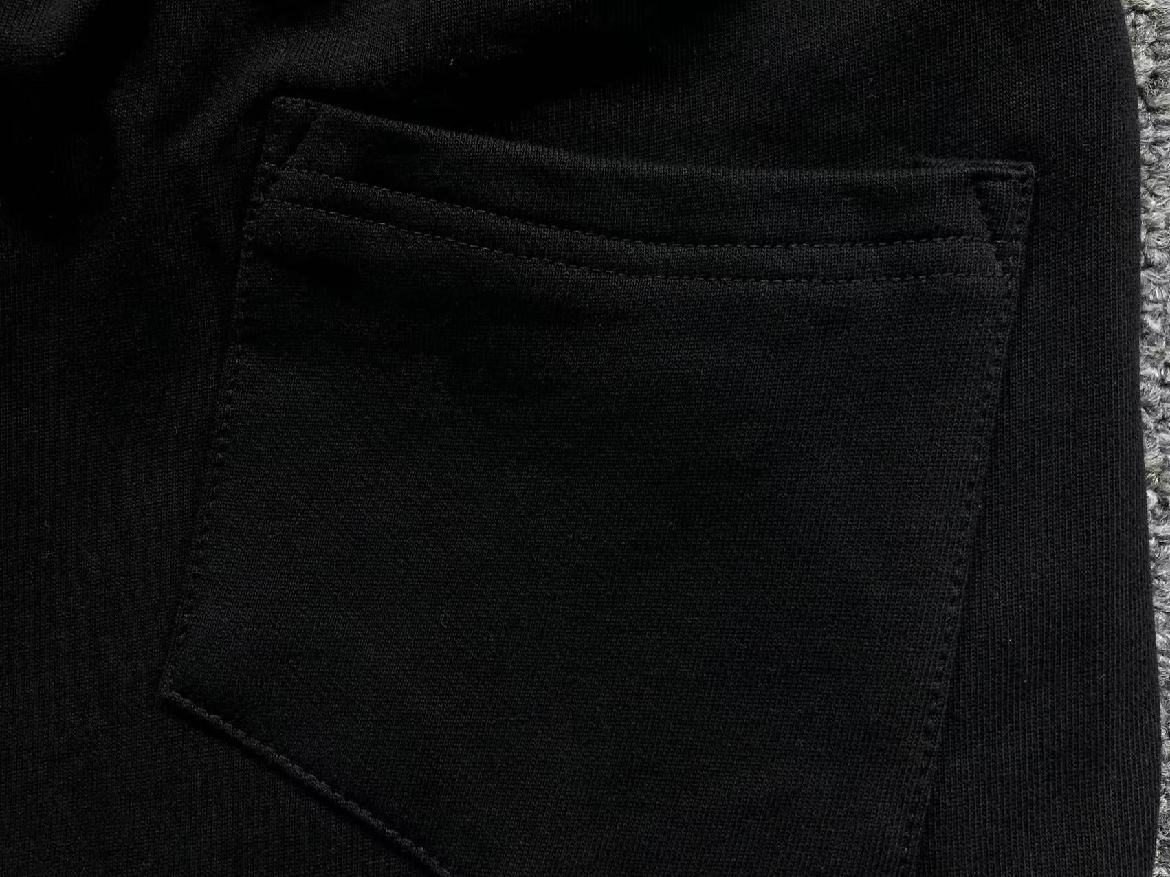 Big Horse Shoe Logo Sweatshorts™