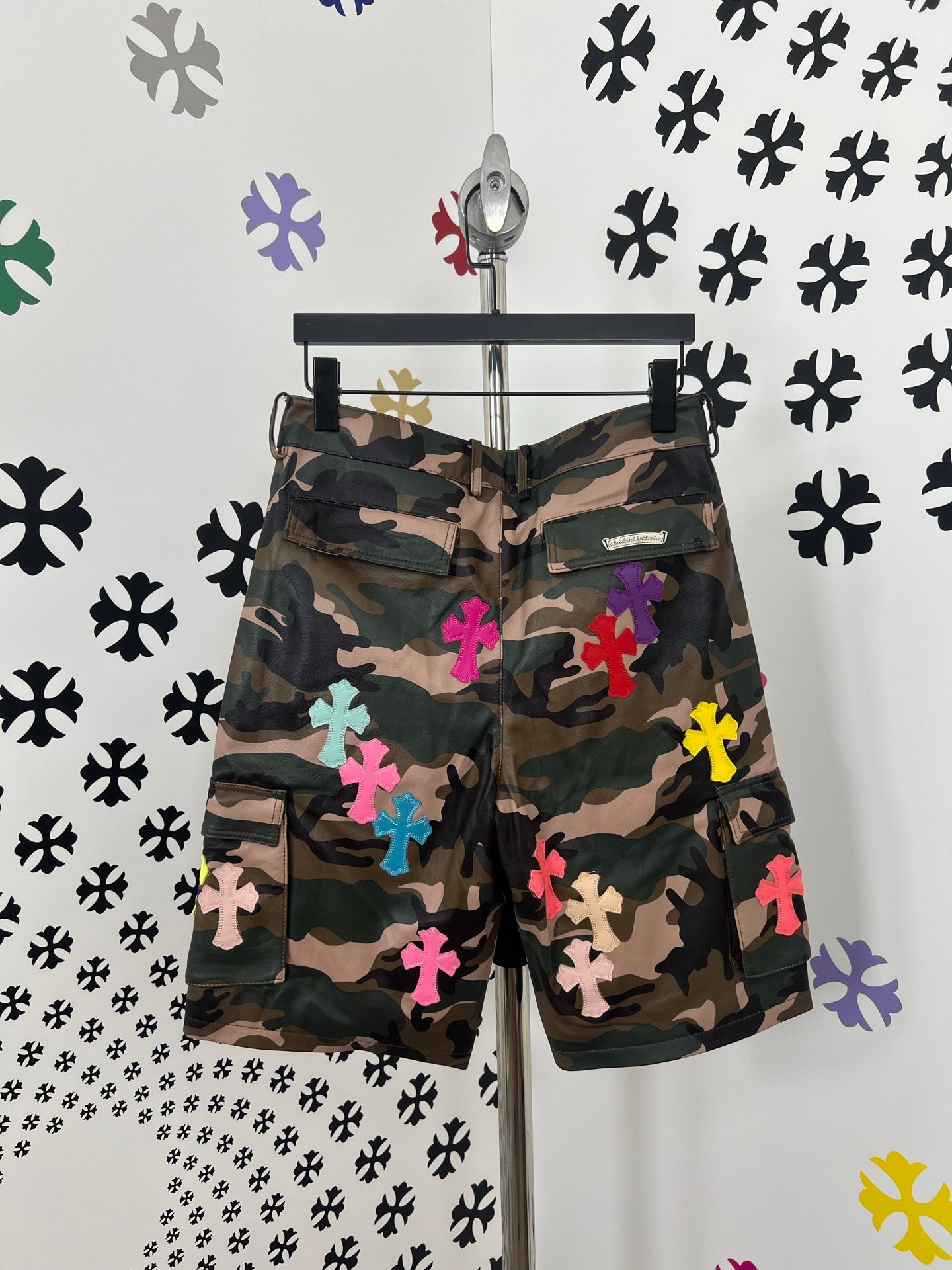 Multicolor Crosses Camo Shorts™