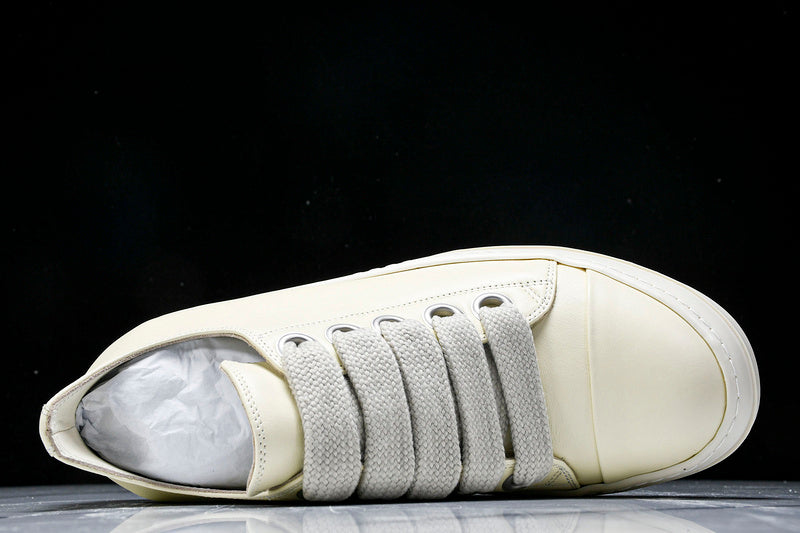 Porterville Jumbo Laced Low "Milk"