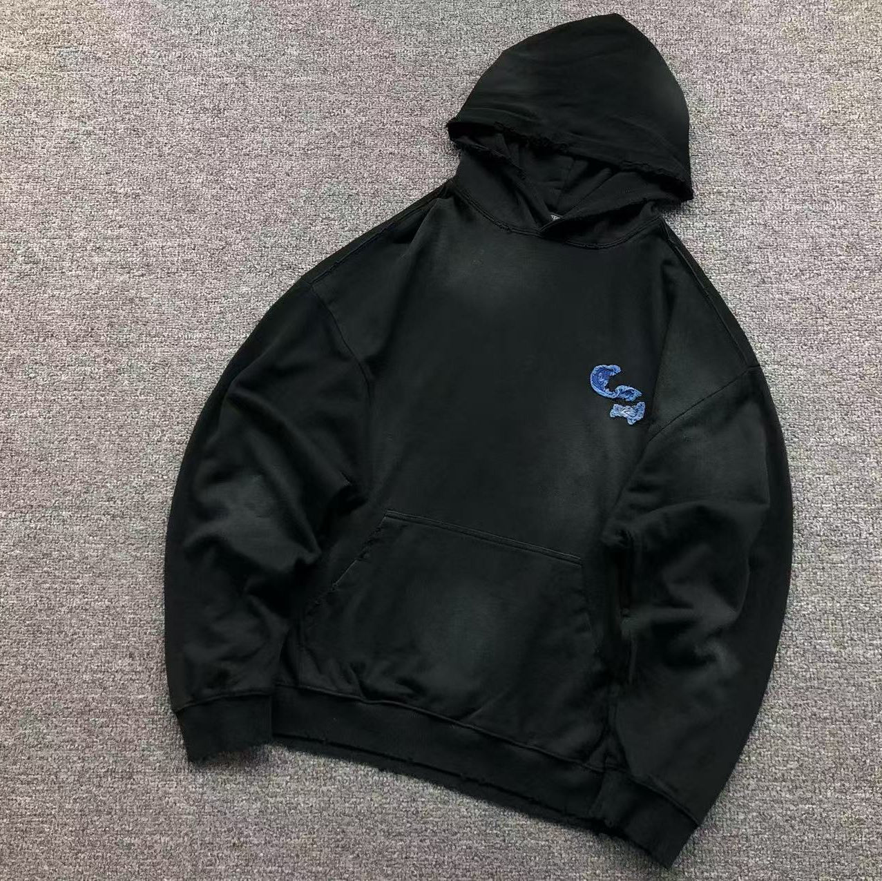 Washed Torn Embroidery Black Hoodie™