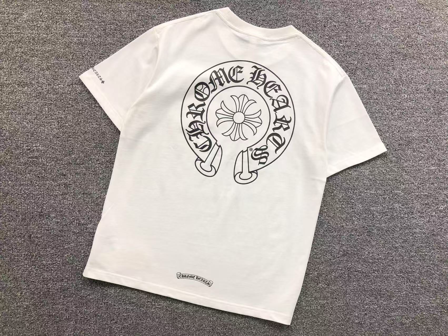 Horseshoe Logo Pocket T-Shirt™