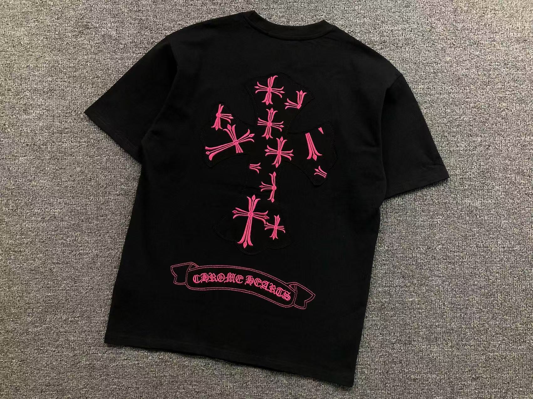 Cross Pattern Cross T-Shirt™