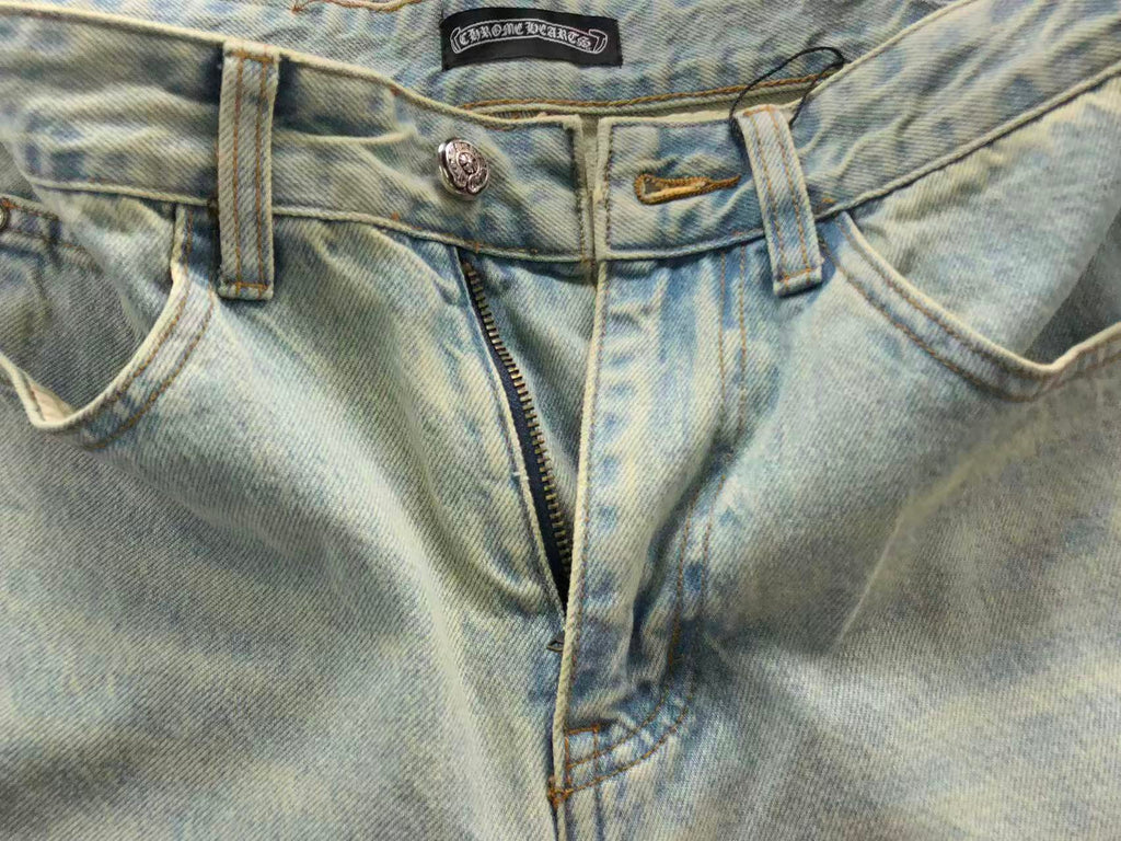 Faded White Cross Patch Light Denim Baggy Jeans™