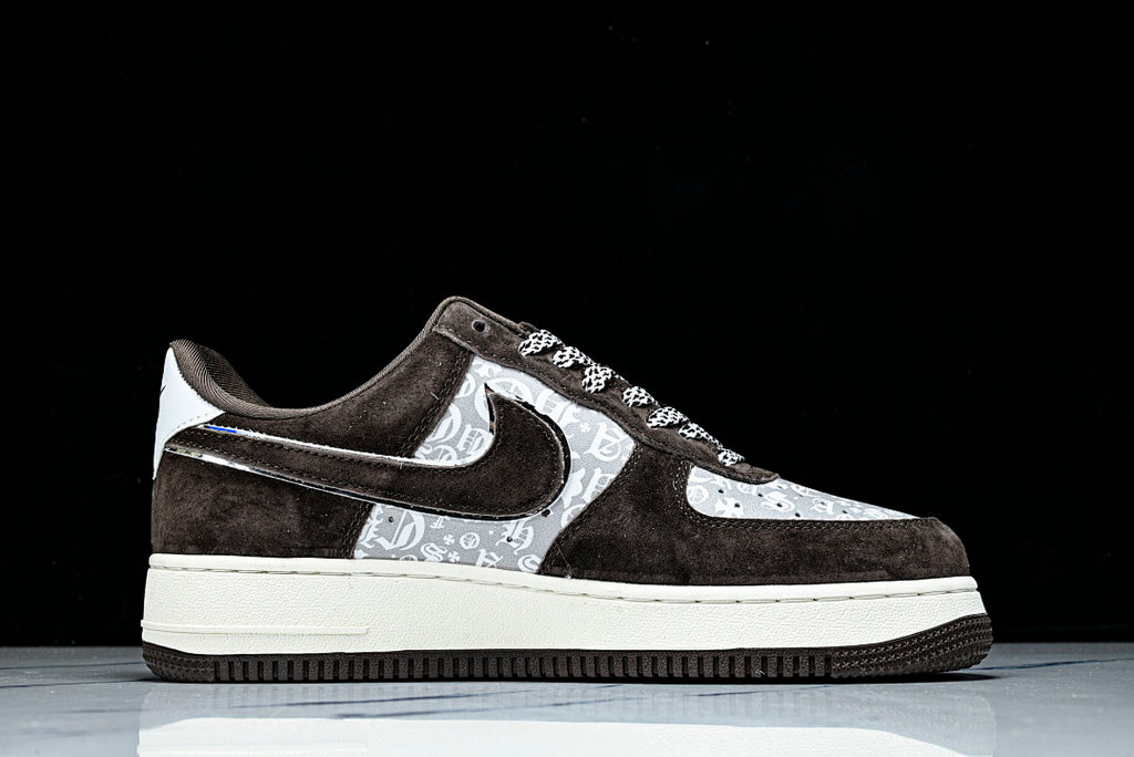 White Horse Shoe Logo Velvet Brown AF1™