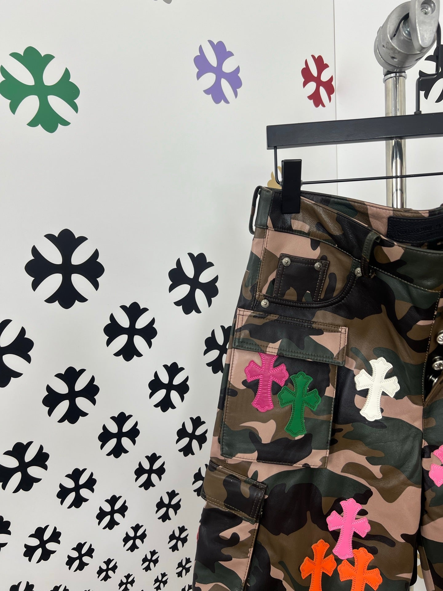 Multicolor Crosses Camo Shorts™
