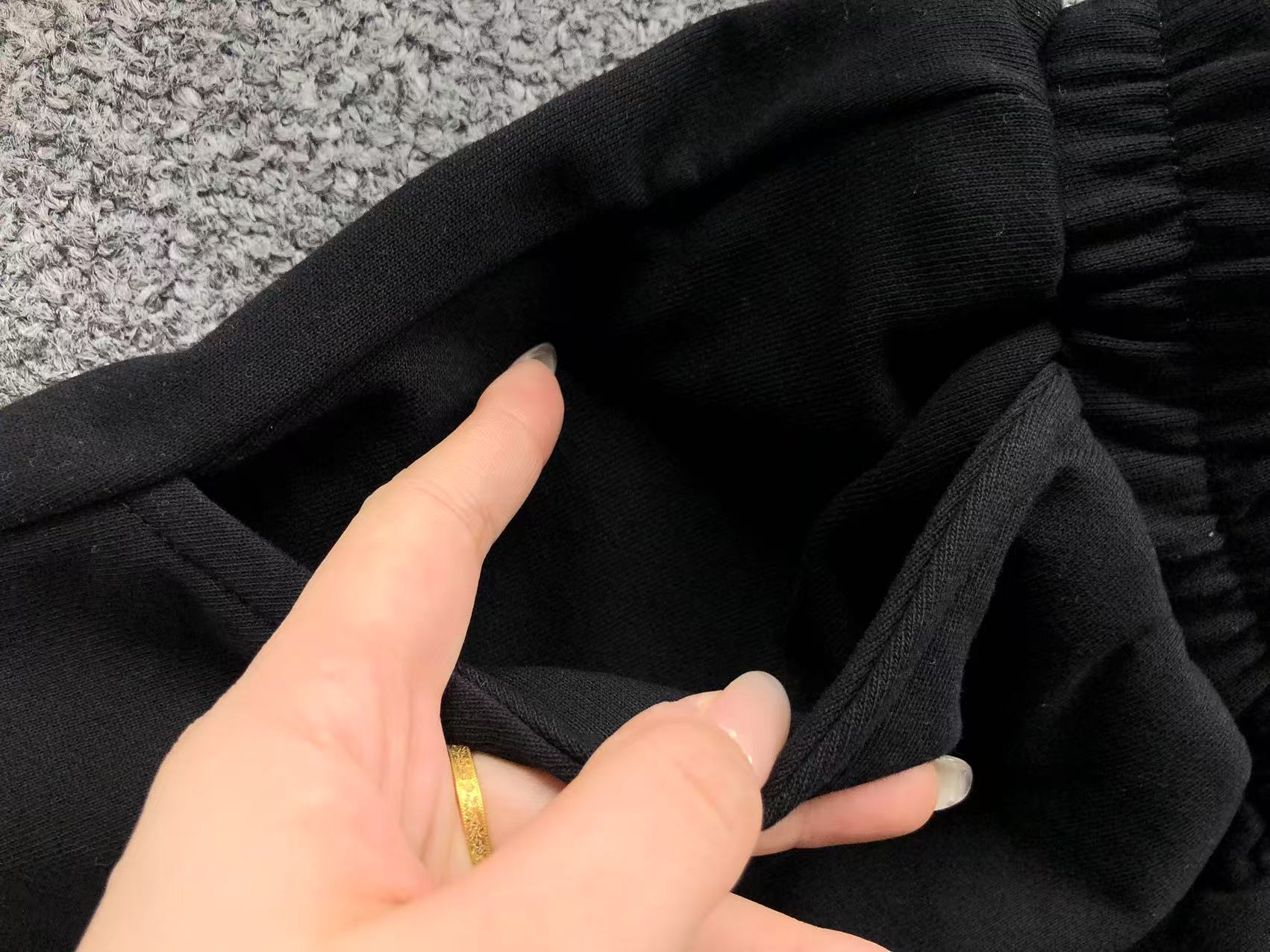 Cross Symbol Black Sweatshorts™