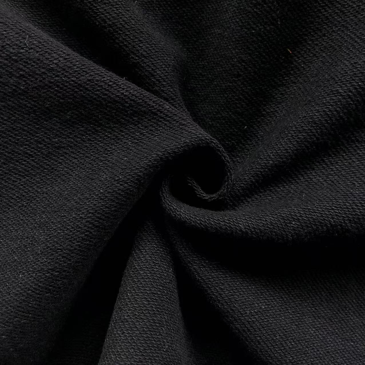 Horse Shoe Logo Paint Drip Black Sweatshorts™