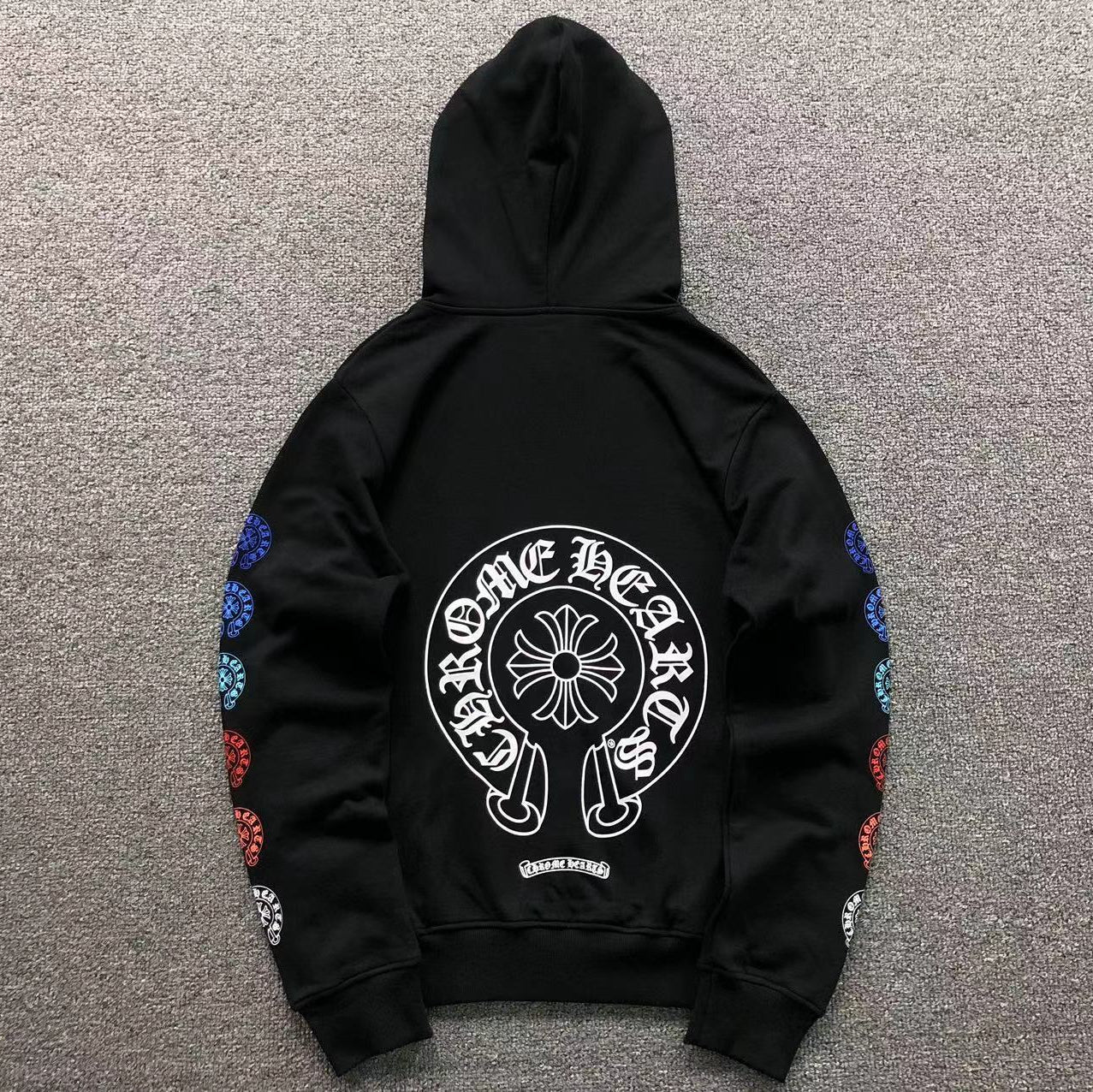 Multicolor Horseshoe Sleeve Black Hoodie™