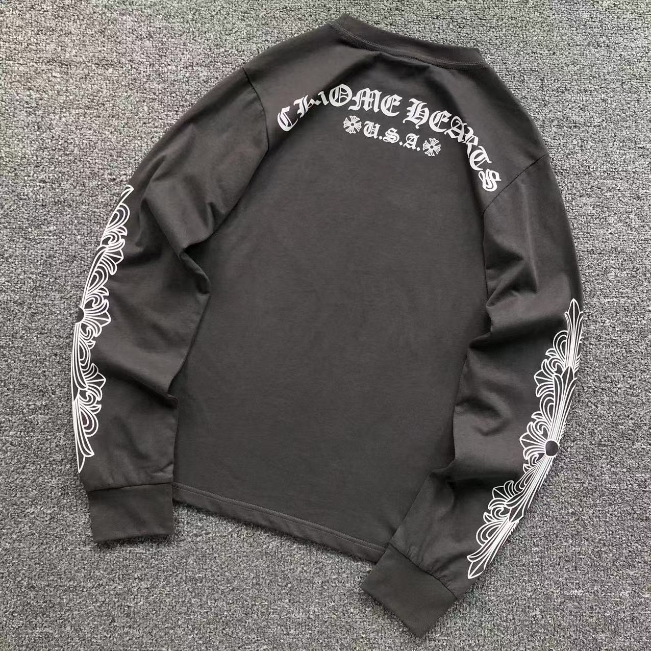 Small Horseshoe Logo Grey Longsleeve™