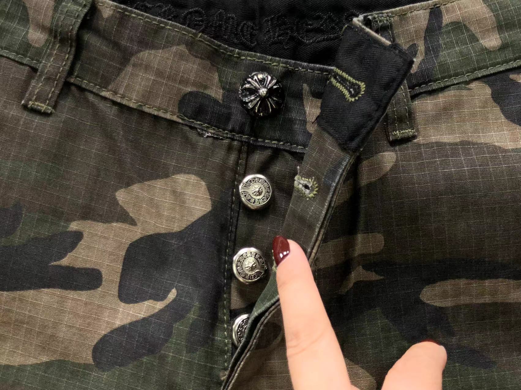 Camo Carpenter Pants™
