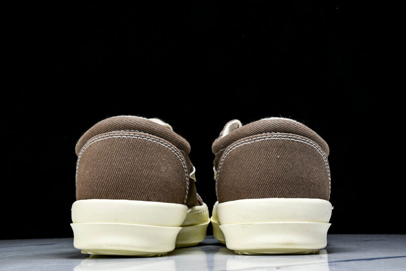 Strobe Vintage Low 'Dark Dust' Sneakers