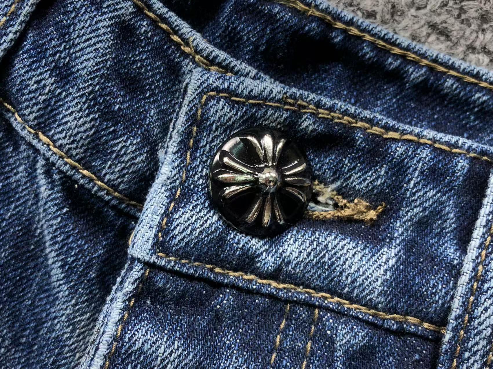 Black & White Cross Patch Denim Jeans™