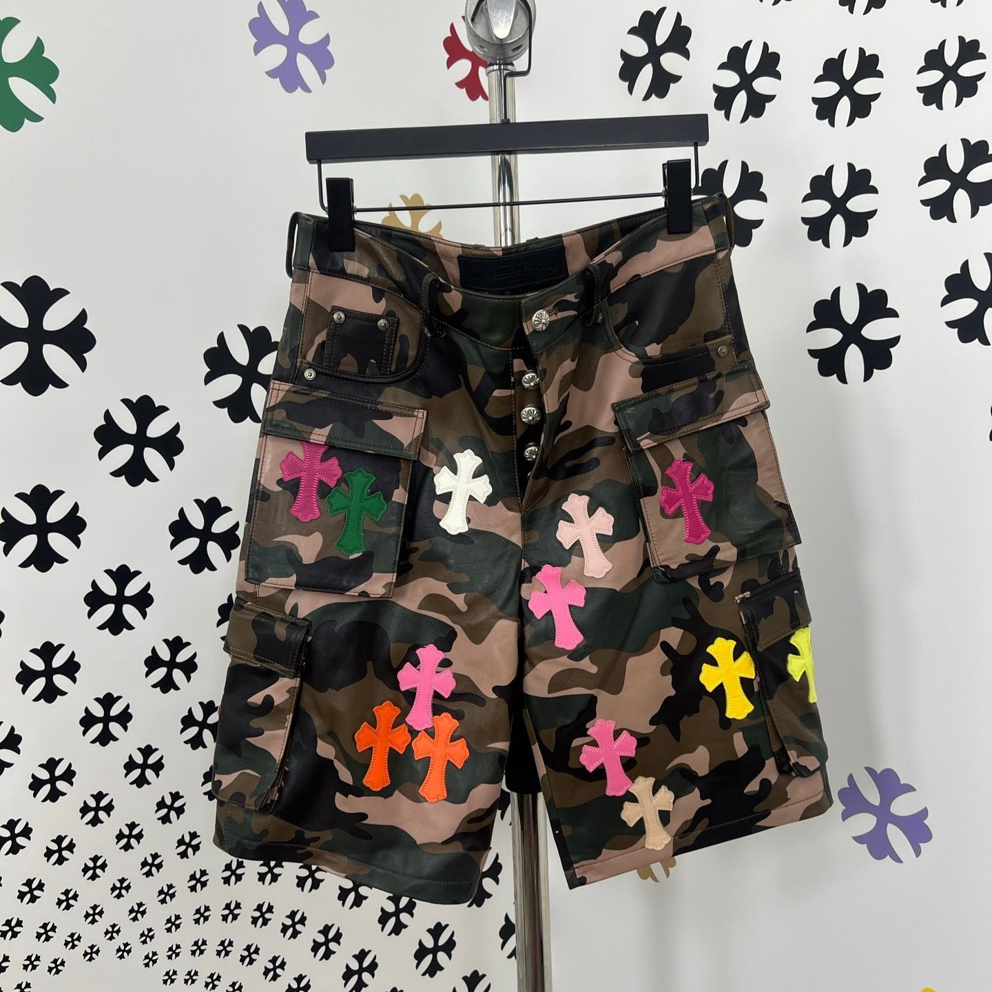 Multicolor Crosses Camo Shorts™