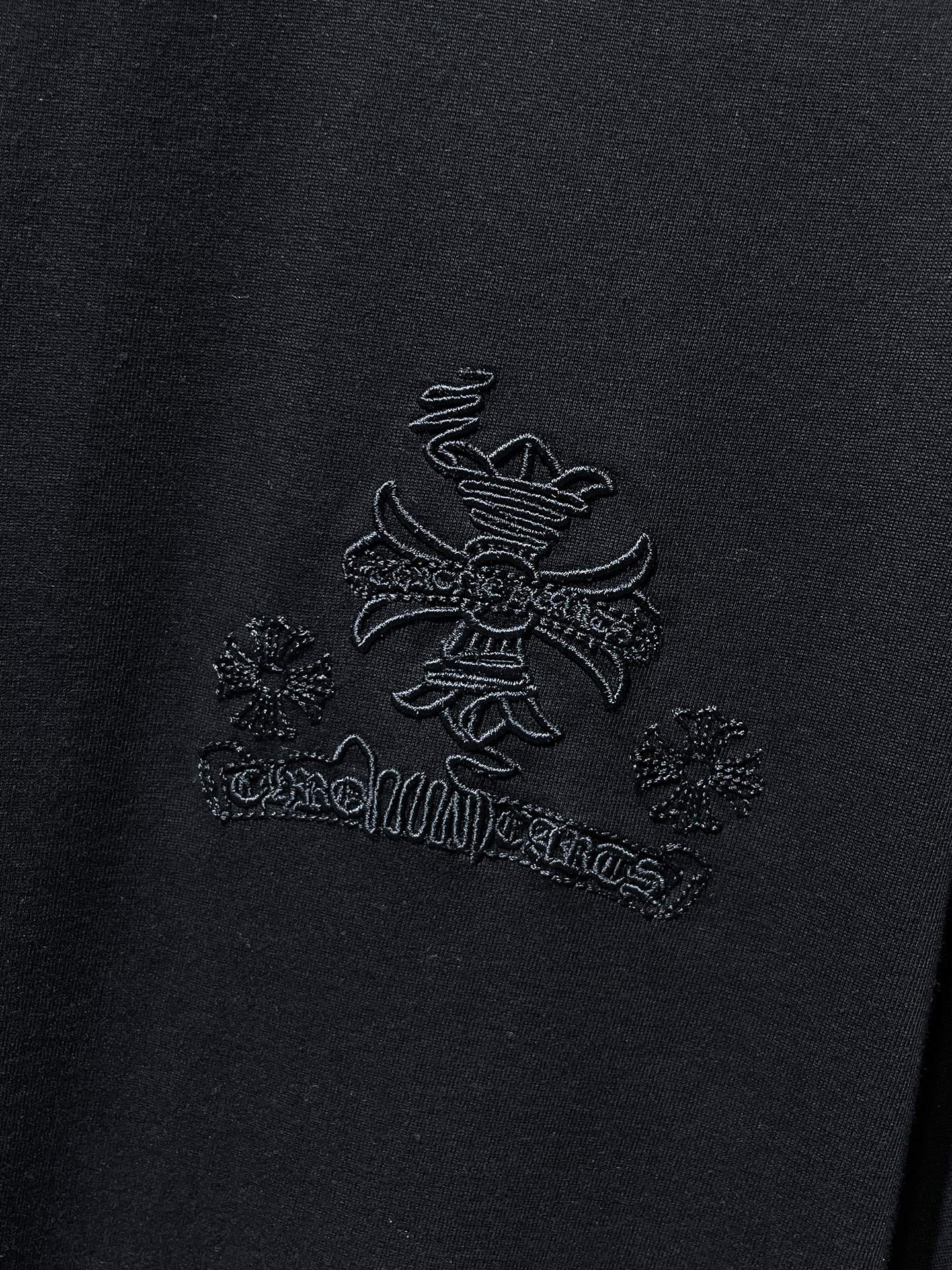 Black Embroidered Horseshoe Cross T-Shirt™
