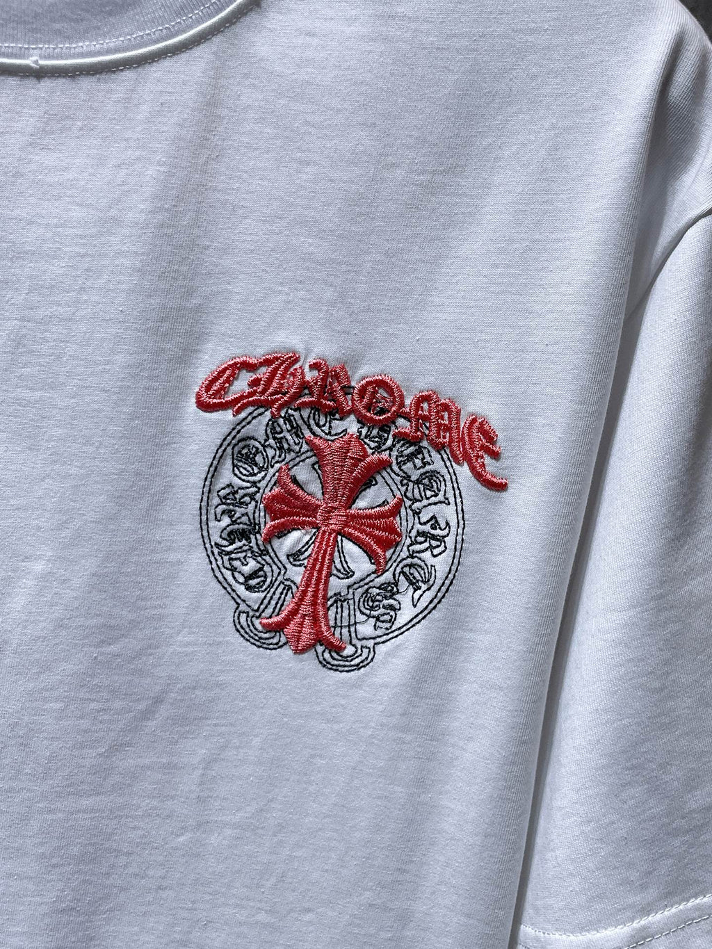 Pink Double Cross Logo White T-Shirt™