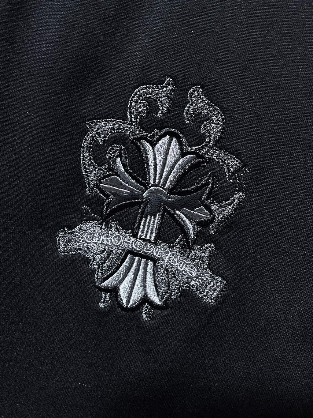 Embroidered Cross Crest Black T-Shirt™