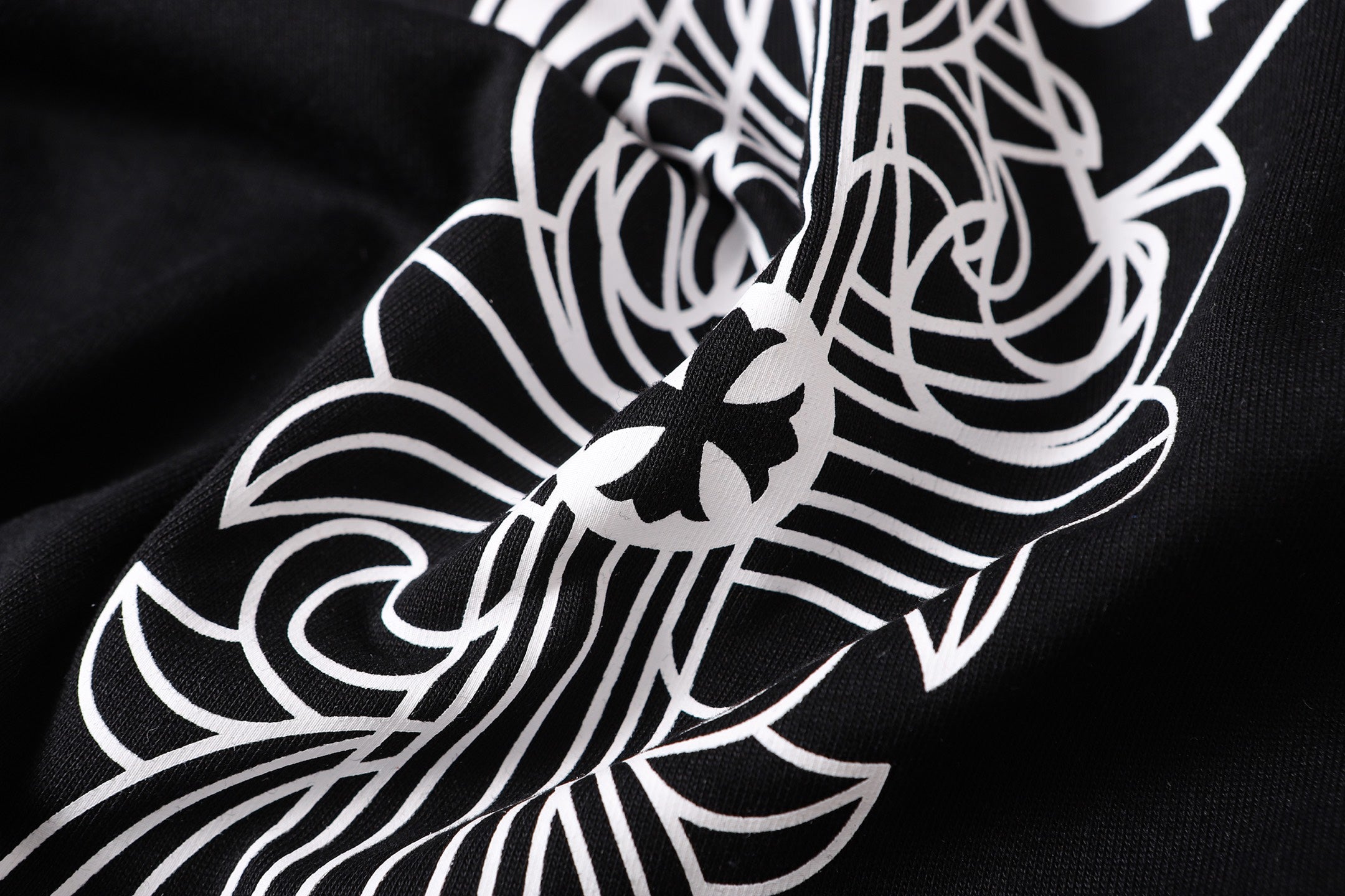 Ornate Cross Graphic Black T-Shirt™