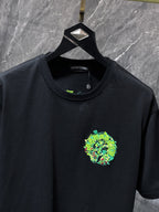 Embroidered Floral Horseshoe Black T-Shirt™
